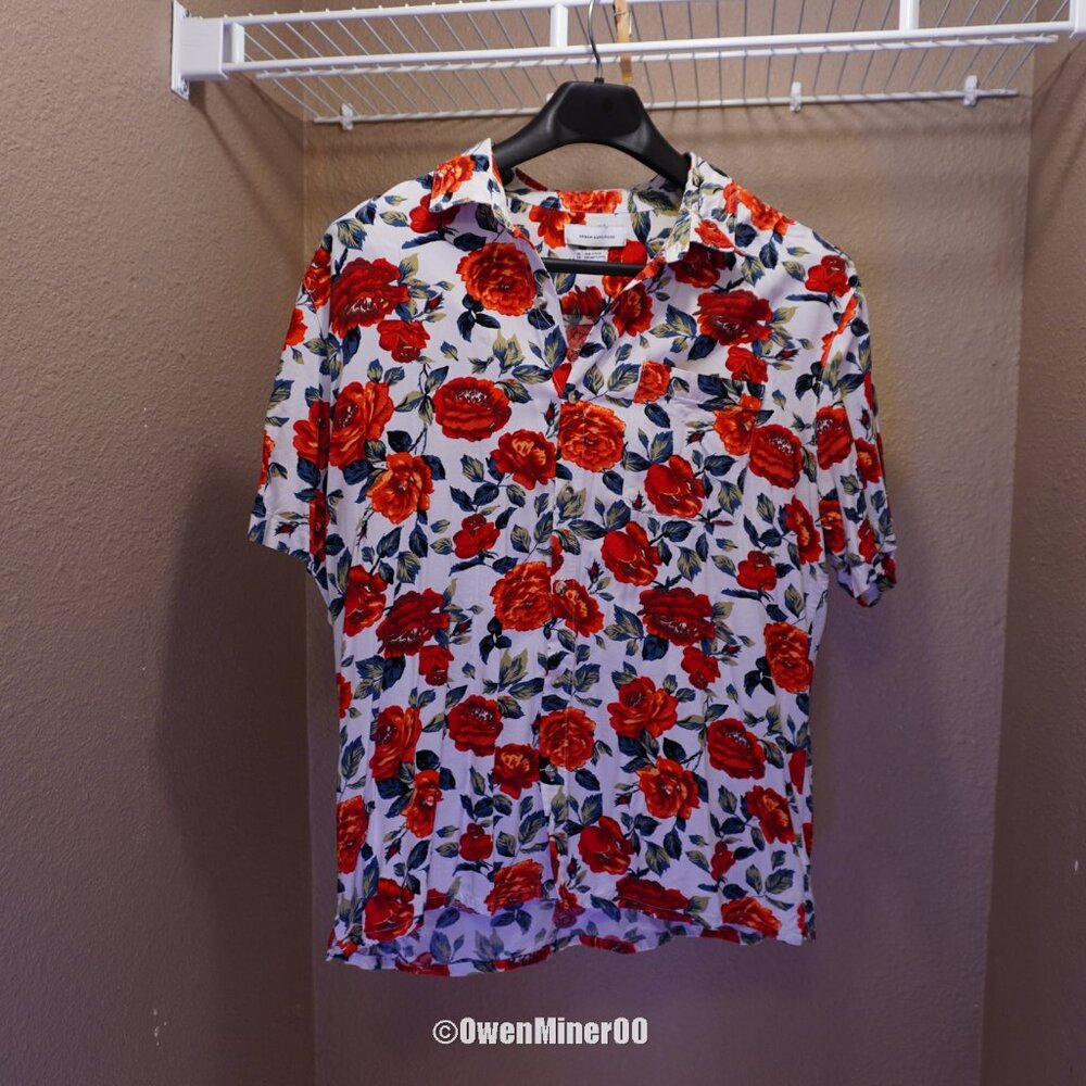 Urban Outfitters Red, White & Green Rose Print Shirt - Size XL